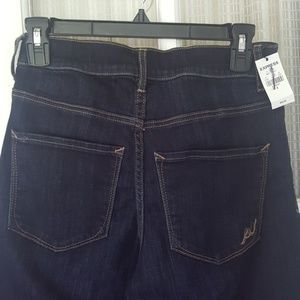 Women Express Jean